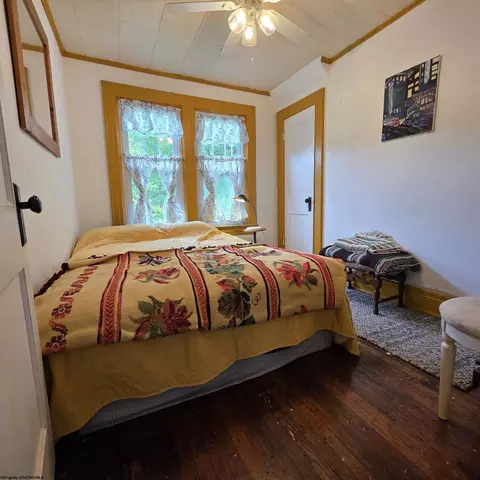 147 E 6th St, Weston, WV 26452 photo 18