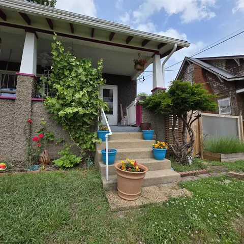 147 E 6th St, Weston, WV 26452 photo 35