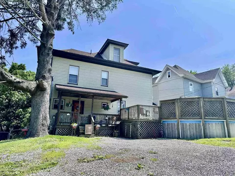 418 Hood Ave, Shinnston, WV 26431