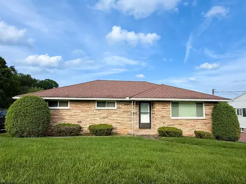 1225 Woodland Cres, Fairmont, WV 26554