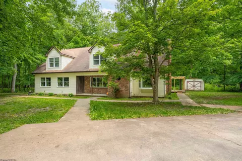59 Amber Ln, Fairmont, WV 26554