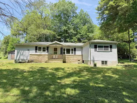 3138 Union Rd, Philippi, WV 26416