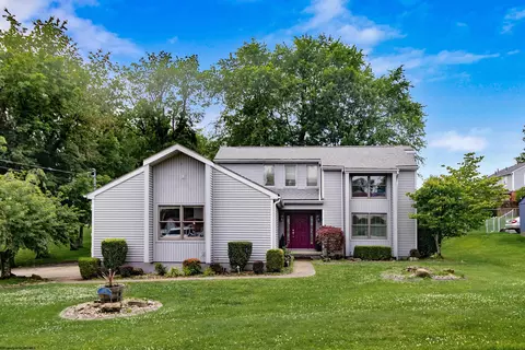 305 Pearcy Ave, Bridgeport, WV 26330