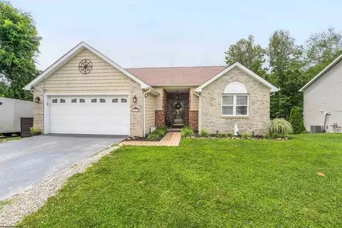 2357 Williamsburg Ln, Fairmont, WV 26554