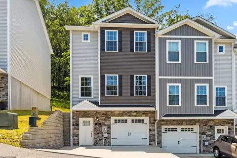 26 Misty Ln, Fairmont, WV 26554