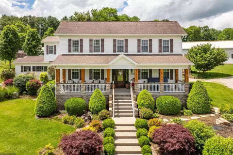 17305 N Preston Hwy, Bruceton Mills, WV 26525