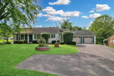 1645 Fairmont Ave, Fairmont, WV 26554