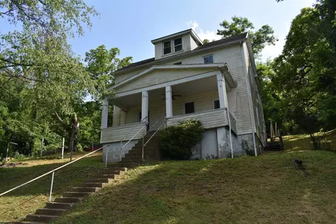 132 Racine St, Morgantown, WV 26505