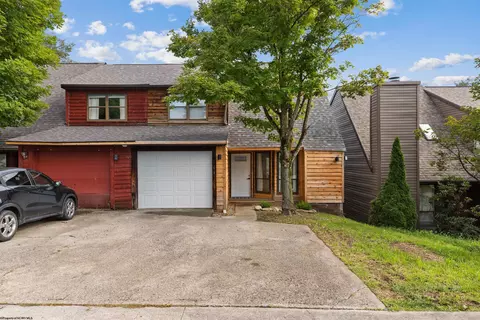 284 Mccullough St, Morgantown, WV 26505