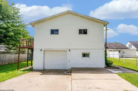 416 Cherry St, Bridgeport, WV 26330 photo 36