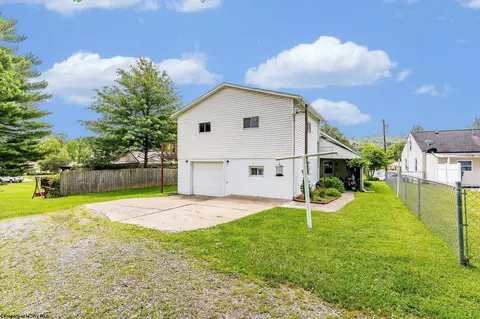 416 Cherry St, Bridgeport, WV 26330 photo 35