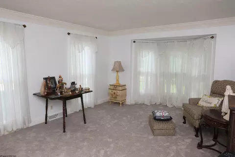 5 Barrington Dr, Wheeling, WV 26003 photo 5