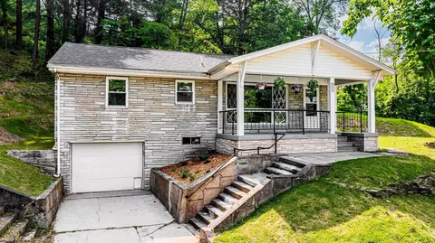 552 White Ave, Morgantown, WV 26501