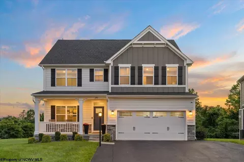 245 Falling Water Ln, Morgantown, WV 26508