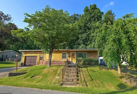 1259 Bellaire St, Fairmont, WV 26554