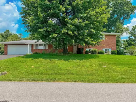 1812 Martha Ave, Fairmont, WV 26554