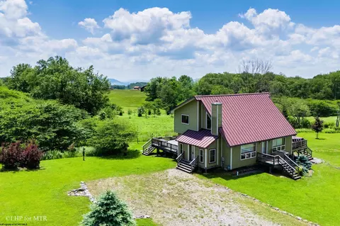 76 Pointy Knob Rd, Davis, WV 26260