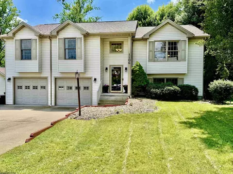 1106 Andrew Dr, Morgantown, WV 26508