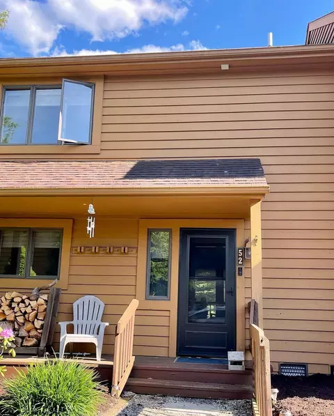 52 Deerfield Vlg, Davis, WV 26260