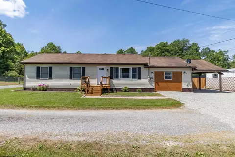 8 Fowler Rd, Jane Lew, WV 26378