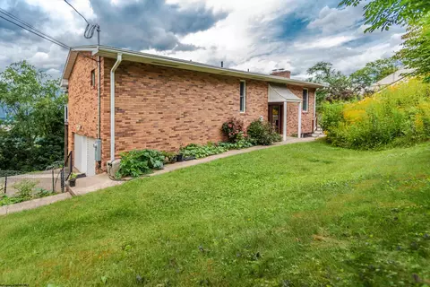 237 Morgantown Ave, Morgantown, WV 26505