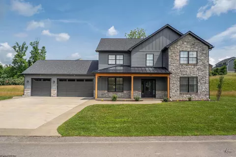 1105 Eagle Glenn Ct, Morgantown, WV 26508