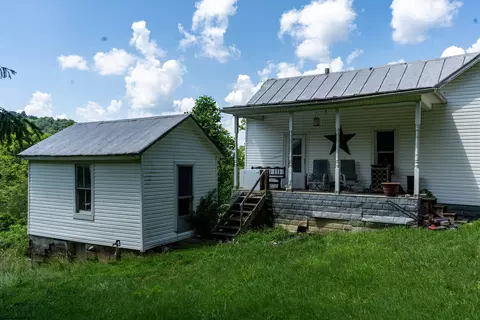 2436 Jakes Run Rd, Maidsville, WV 26541