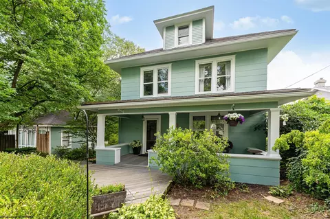 107 Ridgeley Rd, Morgantown, WV 26505