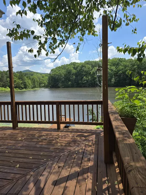 18 Lakeside Dr, Beverly, WV 26253 photo 5