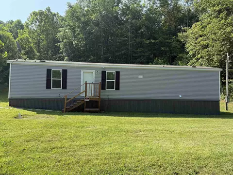 256 Florence Hollow Rd, Mount Clare, WV 26408