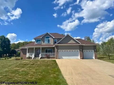 7118 Scottsdale Rd, Fairmont, WV 26554