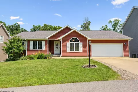 21 Eastern Trl, Morgantown, WV 26508