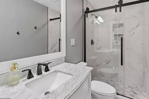Bath - 2196 3rd Ave, Morgantown, WV 26508 photo 1 of 4