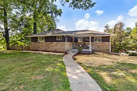 1347 Winona Ave, Morgantown, WV 26505