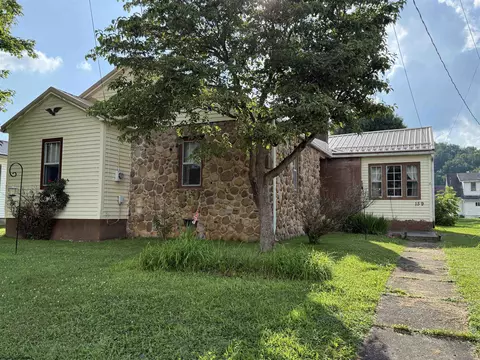 159 Camden Ave, Buckhannon, WV 26201