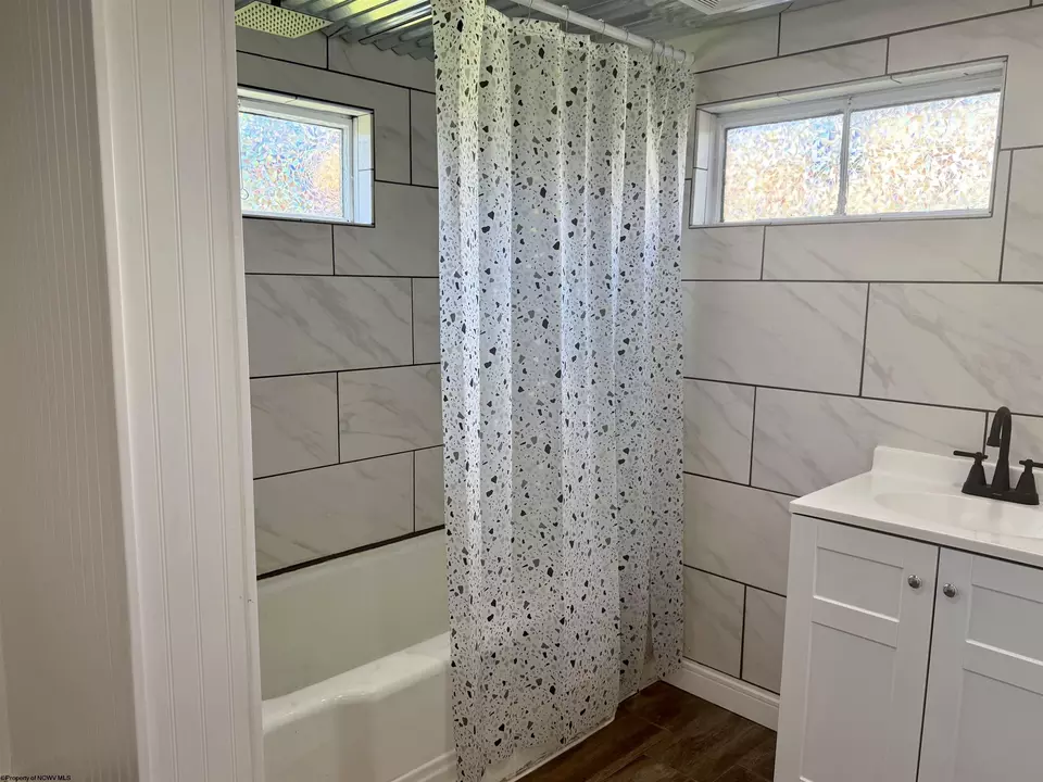 Bath - 117 Miller Rd, Kingwood, WV 26537 photo 3 of 4