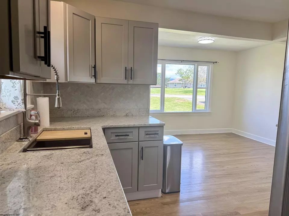 Kitchen - 117 Miller Rd, Kingwood, WV 26537 photo 3 of 4