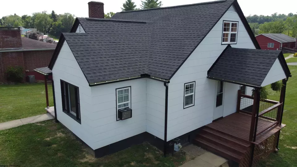 Exterior - 117 Miller Rd, Kingwood, WV 26537 photo 5 of 16