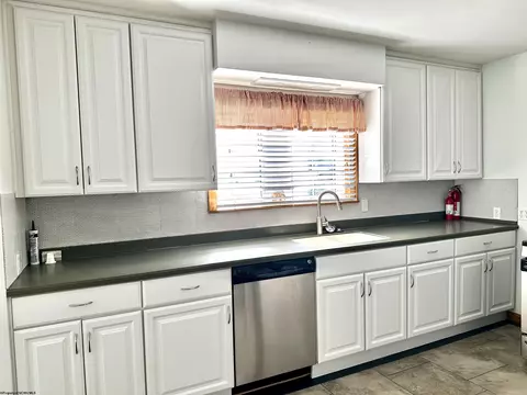 89 Hall St, Philippi, WV 26416 photo 20
