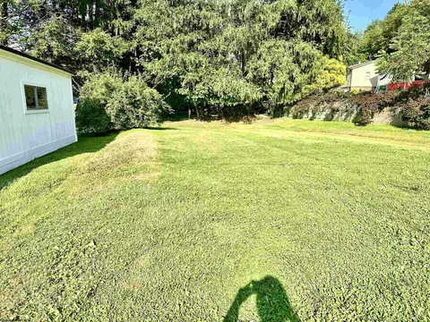 89 Hall St, Philippi, WV 26416 photo 9