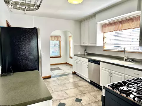 89 Hall St, Philippi, WV 26416 photo 17