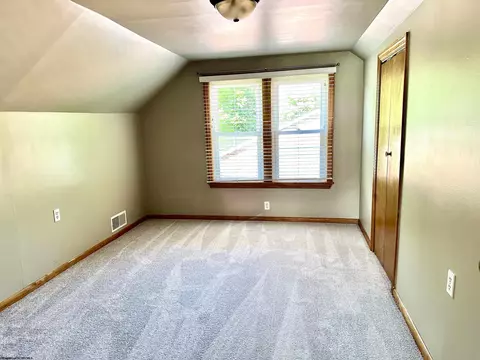 89 Hall St, Philippi, WV 26416 photo 37