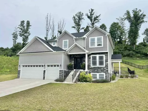 48 Turquoise Way, Bridgeport, WV 26330
