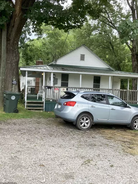 61 N Florida St, Buckhannon, WV 26201