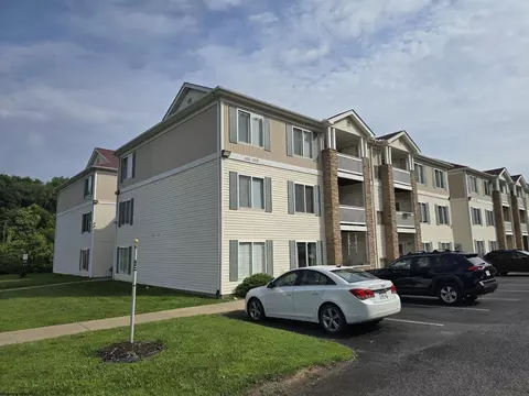 1205 University Commons Dr, Morgantown, WV 26505