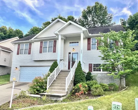 223 September Dr, Morgantown, WV 26508
