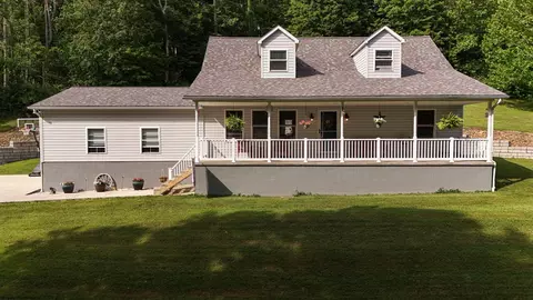 306 Timberland Trl, Philippi, WV 26416