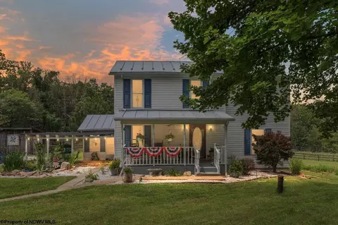 3415 N Mountain Rd, Wardensville, WV 26851