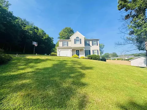 3208 Lemley St, Morgantown, WV 26508