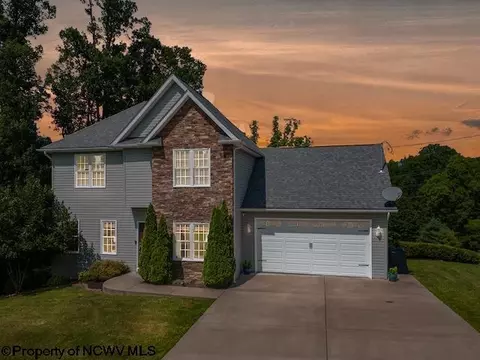 142 Morgans Run Rd, Morgantown, WV 26508